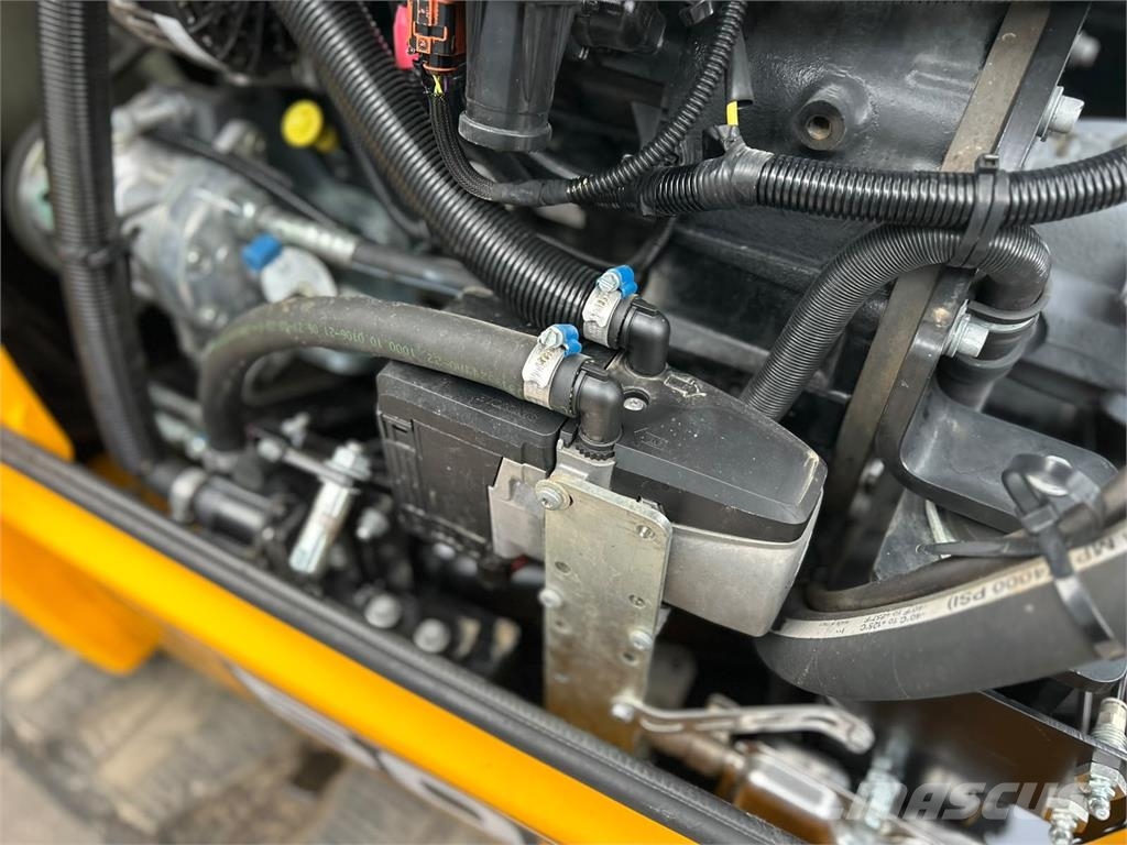 JCB 50Z-2 -PYÖRITTÄJÄLLÄ- Minigravere <7t
