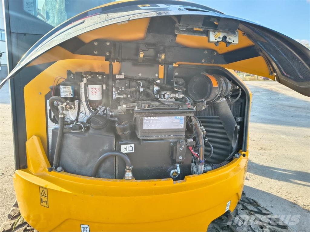 JCB 50Z-2 -PYÖRITTÄJÄLLÄ- Mini kotrók < 7t