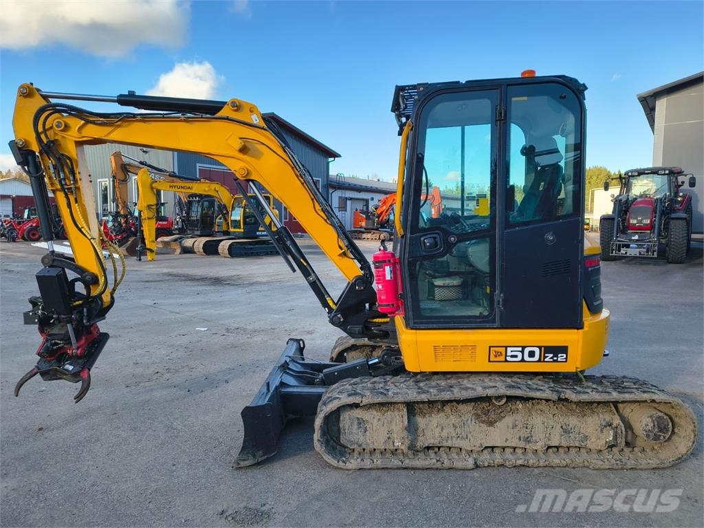 JCB 50Z-2 -PYÖRITTÄJÄLLÄ- Mini kotrók < 7t