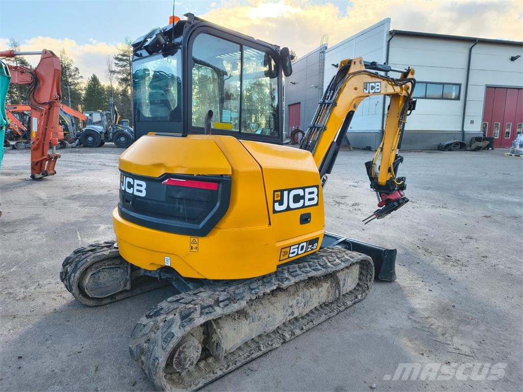JCB 50Z-2 -PYÖRITTÄJÄLLÄ- Mini kotrók < 7t