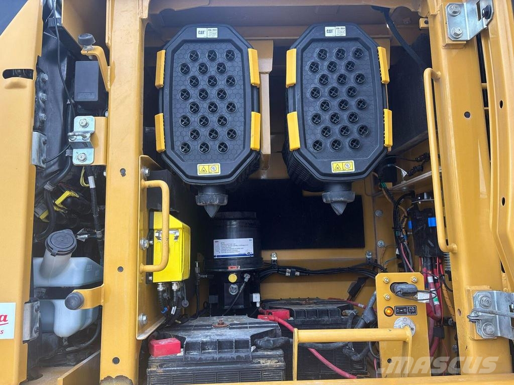 CAT 352-07A Raupenbagger
