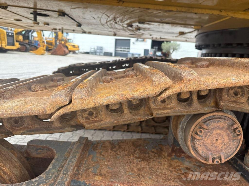 CAT 352-07A Raupenbagger