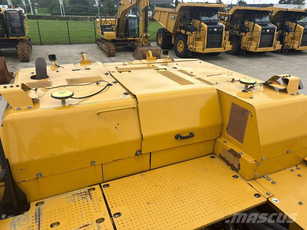 CAT 352-07A Raupenbagger