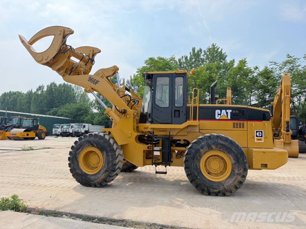 CAT 966 F Incarcator pe pneuri