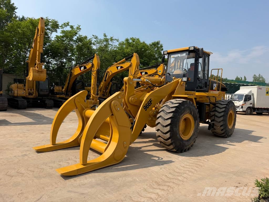 CAT 966 F Incarcator pe pneuri