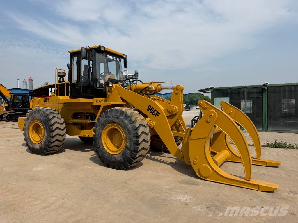 CAT 966 F Incarcator pe pneuri