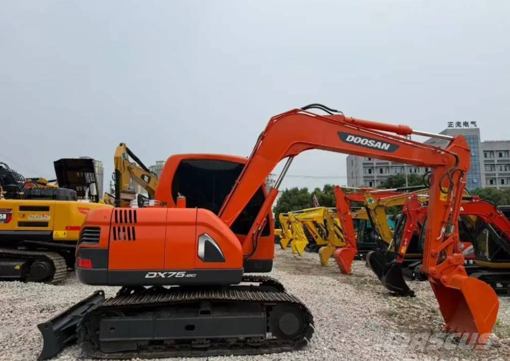Doosan DX 75-9 C Midigravere 7 - 12t