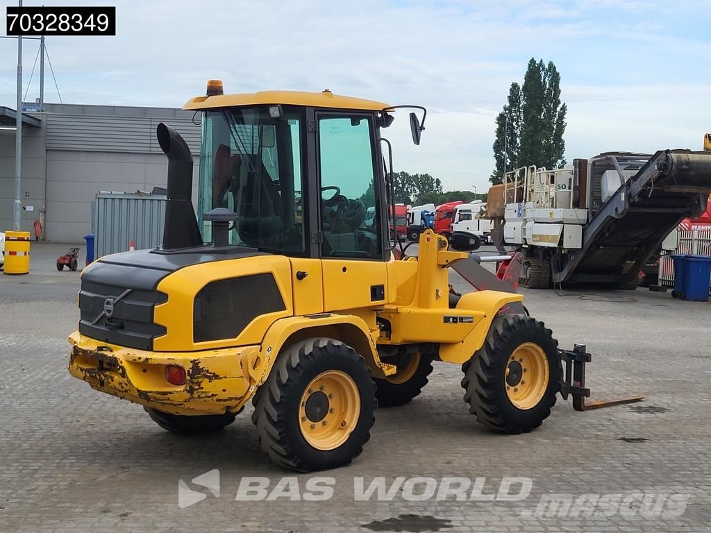 Volvo L30 G 轮式装载机
