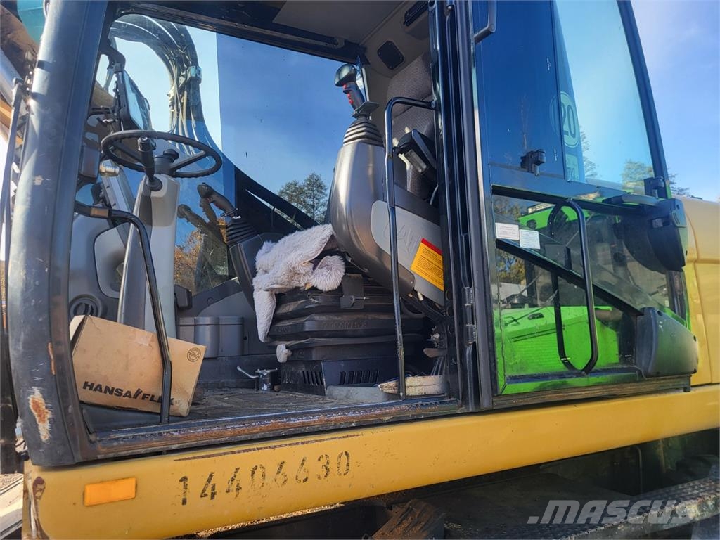 CAT M 318 D 4X4 + HARVESTEROM WOODY H60 Κατασκευές - Άλλα