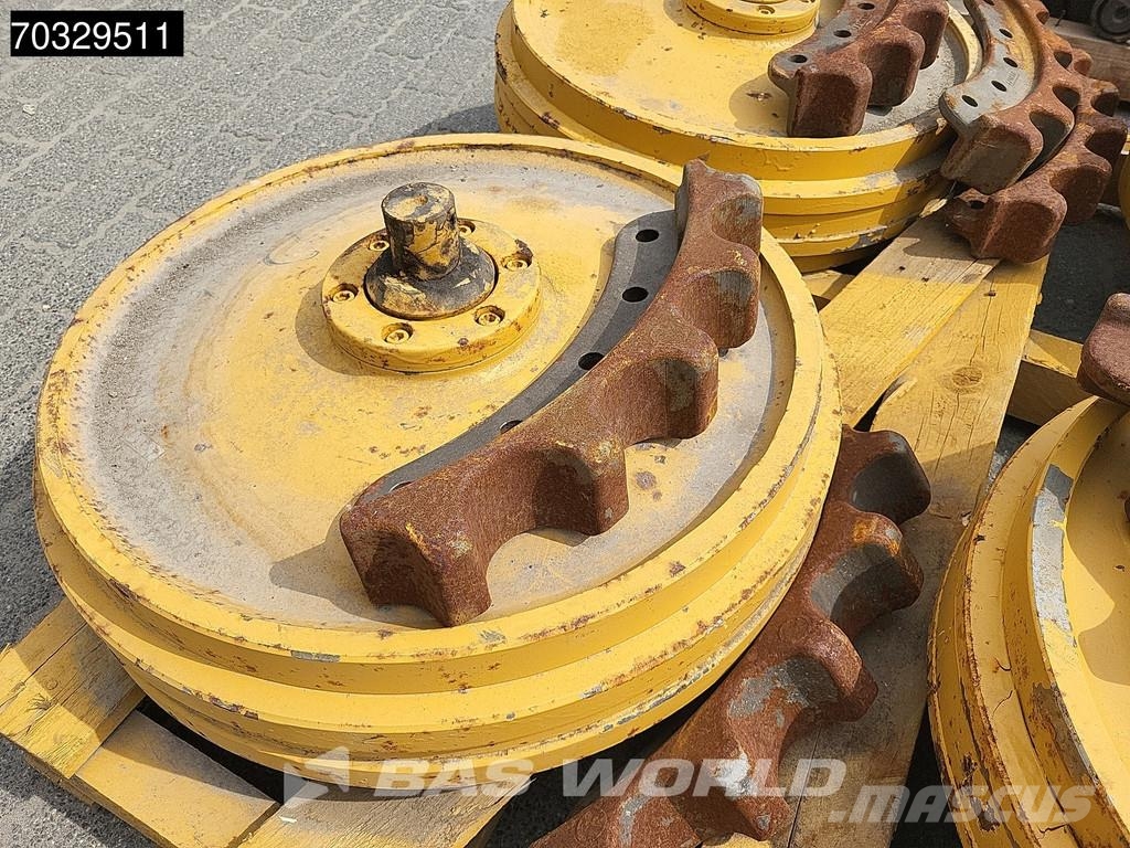 CAT D6 N LGP Foldable Blade بلدوزرات مجنزرة