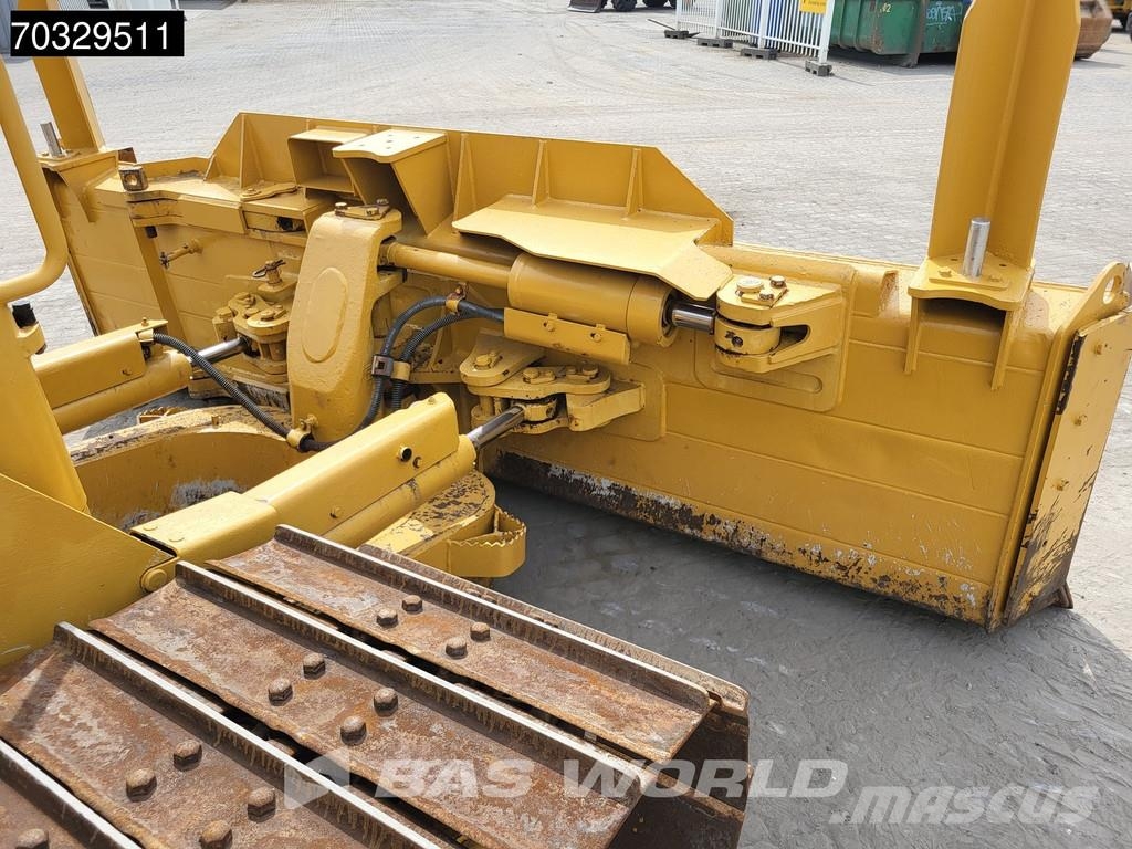 CAT D6 N LGP Foldable Blade بلدوزرات مجنزرة