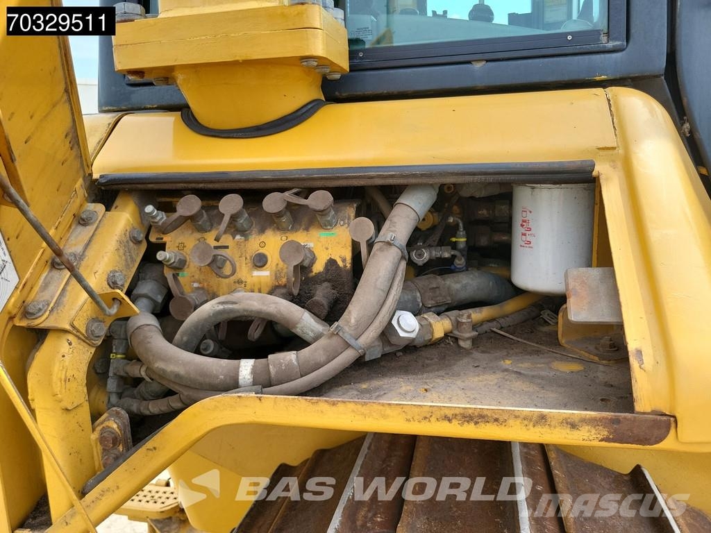 CAT D6 N LGP Foldable Blade بلدوزرات مجنزرة