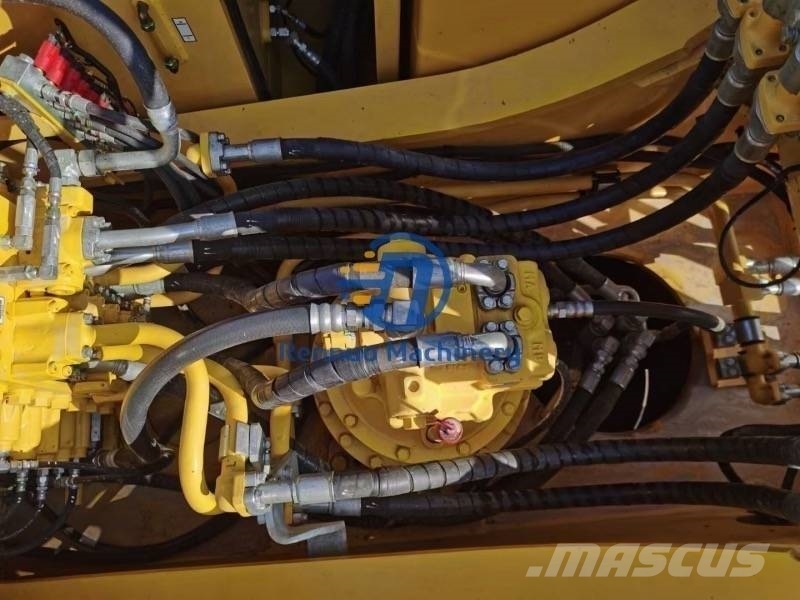 Komatsu PC360-7 حفارات زحافة