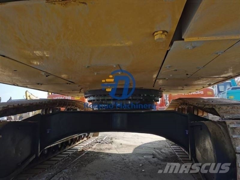 Komatsu PC360-7 حفارات زحافة
