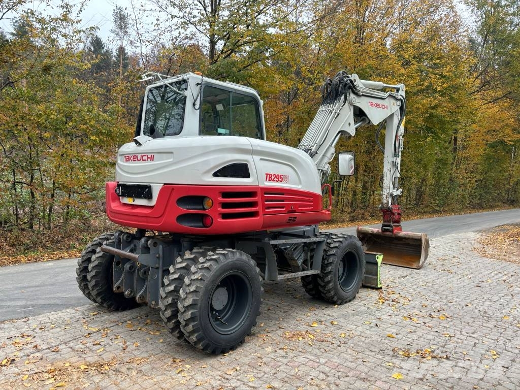 Takeuchi TB 295 W Lastik tekerli ekskavatörler