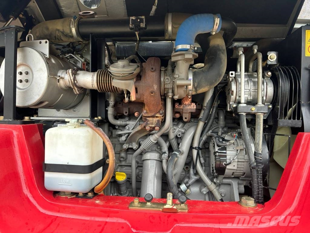 Takeuchi TB 295 W Lastik tekerli ekskavatörler