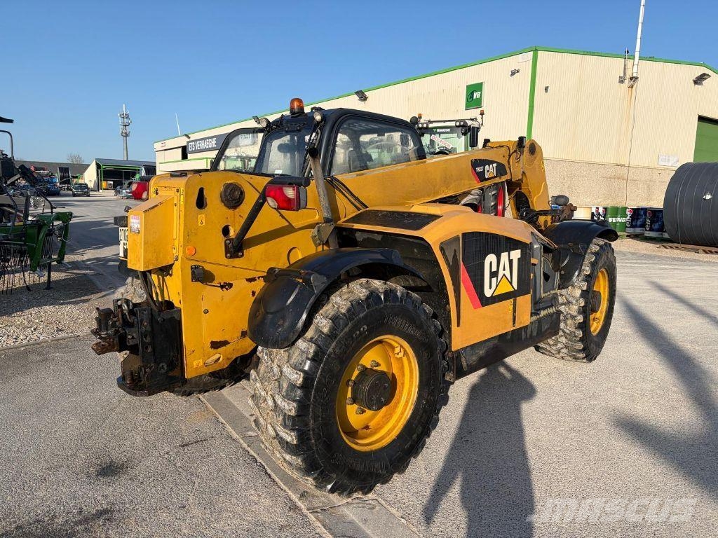 CAT TH 337 معدات مناولة لأغراض الزراعة