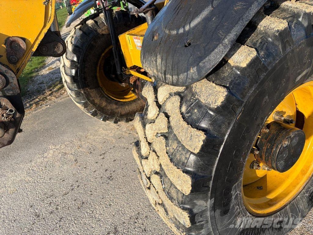 CAT TH 337 معدات مناولة لأغراض الزراعة