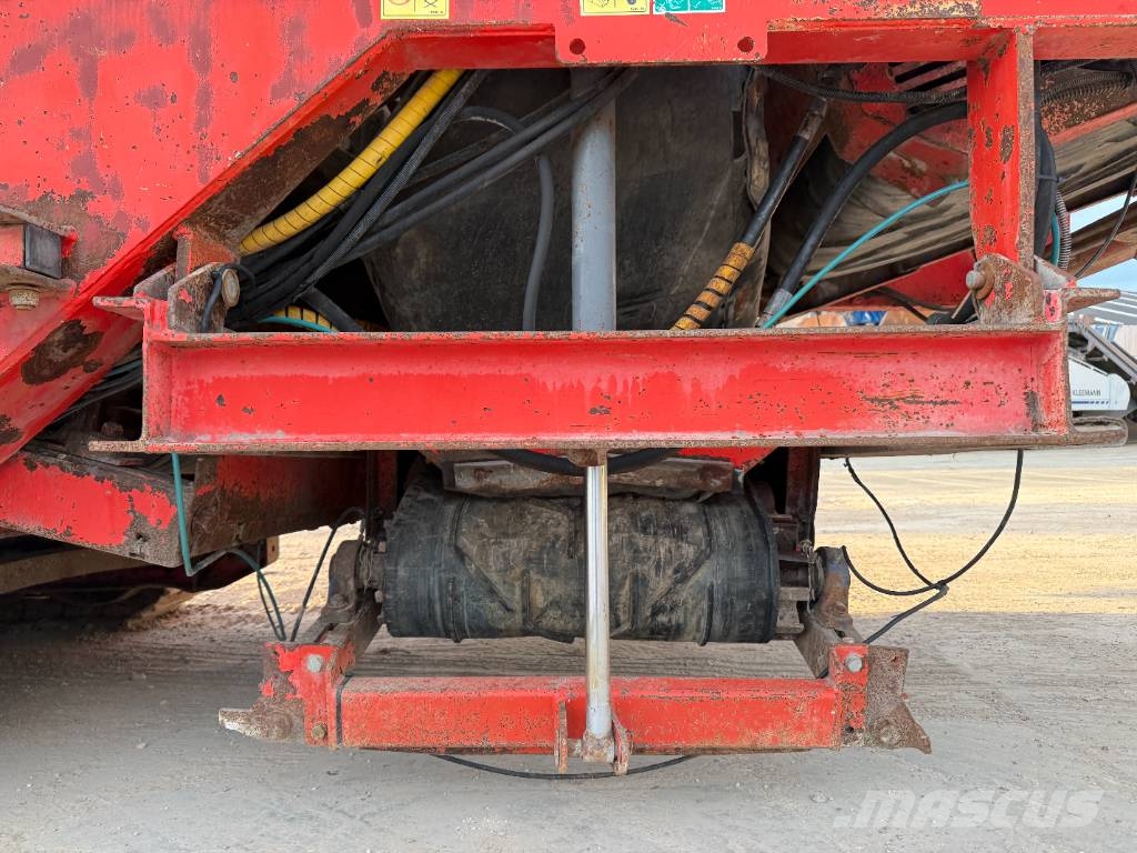 Terex Finlay 883T - 2 Side Conveyor / Auto Greasing Sita