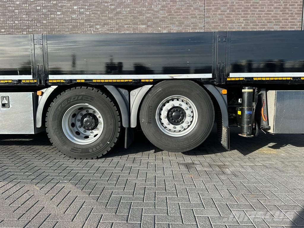 MAN TGS 35.510 8X4H BL BAKWAGEN +HMF 7020 K7 KRAAN/KRA All terrain cranes