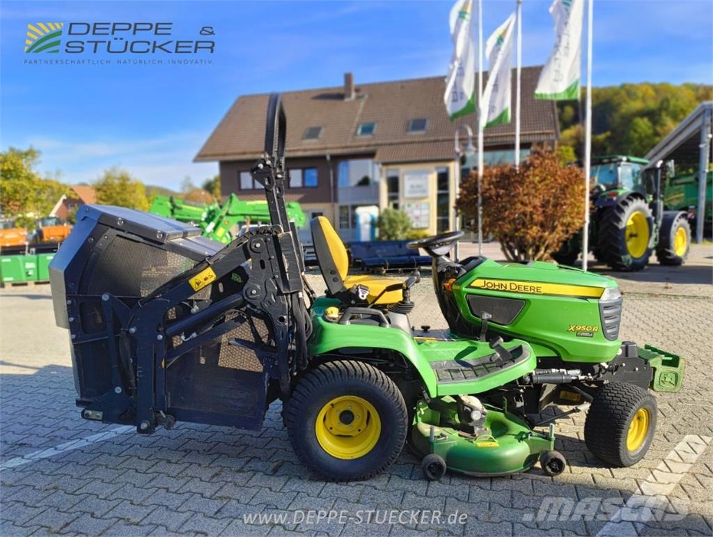 John Deere X950R mit Hochentleerung Sonstige Landmaschinen
