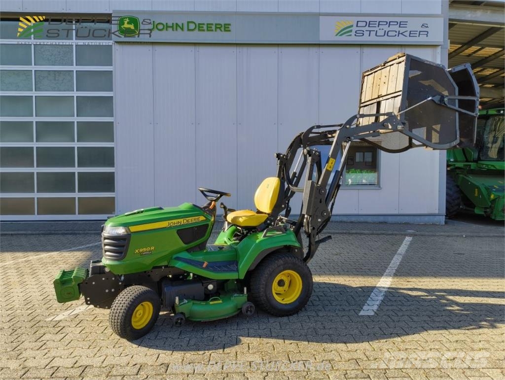 John Deere X950R mit Hochentleerung Sonstige Landmaschinen