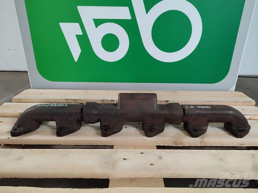 John Deere Exhaust manifold R116838 of engine Mootorid