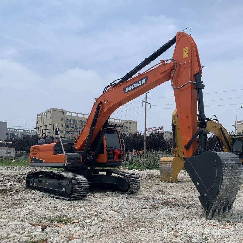 Doosan DX 300 履带挖掘机