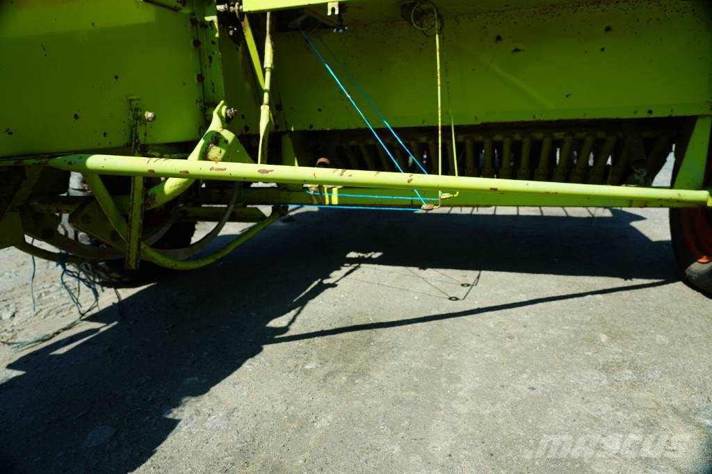 CLAAS MARKANT 40 / B1915 Empacadoras cuadradas