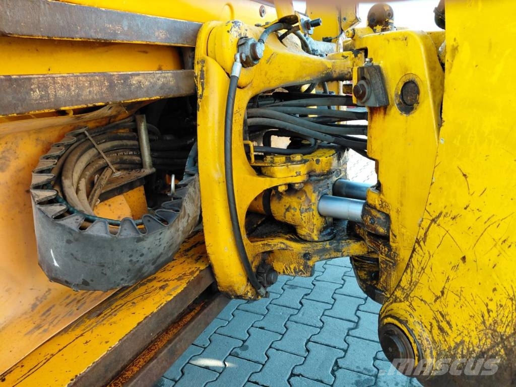 JCB 4 CX Backhoe loaders
