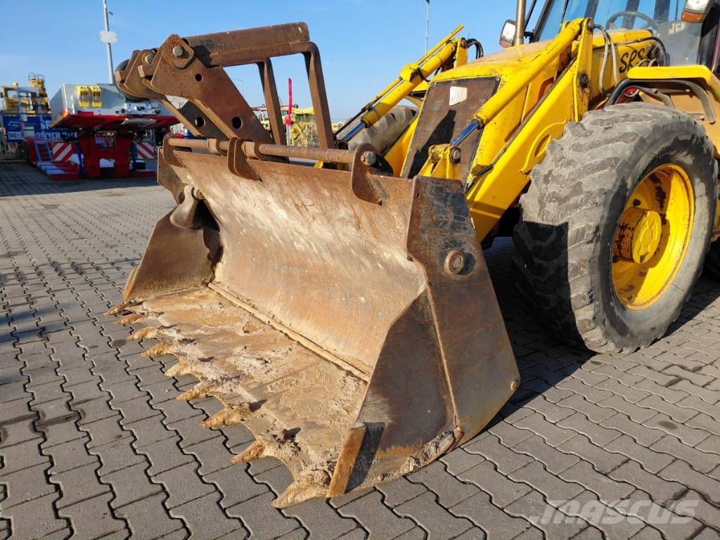 JCB 4 CX Backhoe loaders