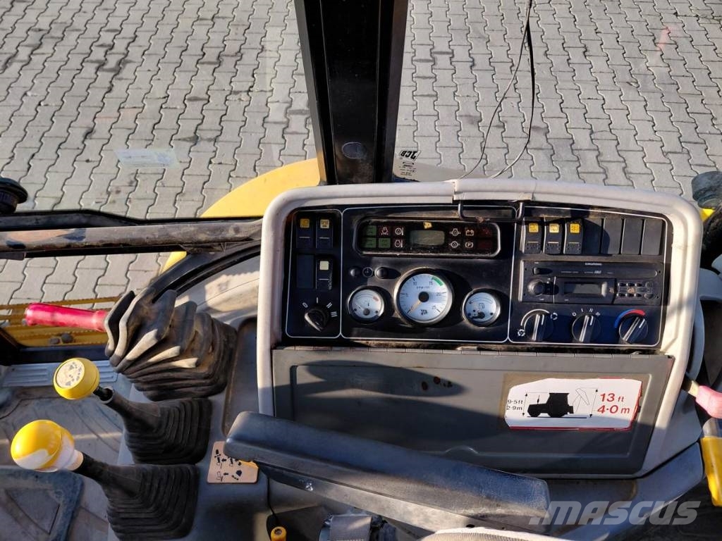 JCB 4 CX Backhoe loaders