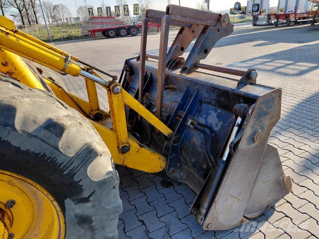 JCB 4 CX Backhoe loaders