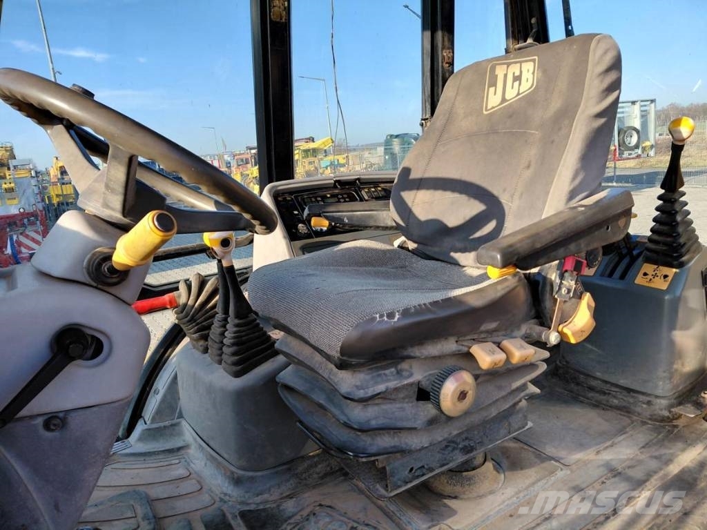 JCB 4 CX Backhoe loaders