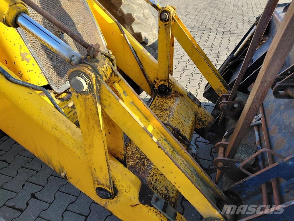 JCB 4 CX Backhoe loaders