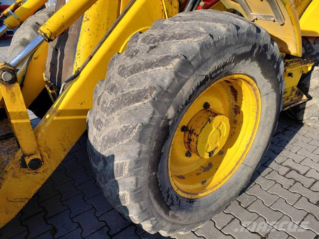 JCB 4 CX Backhoe loaders