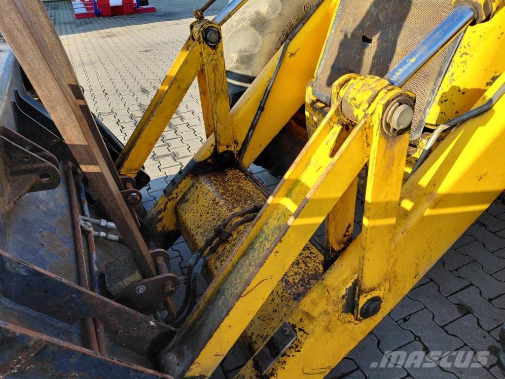 JCB 4 CX Backhoe loaders