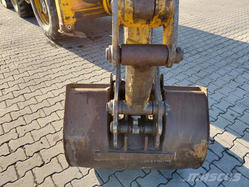 JCB 4 CX Backhoe loaders
