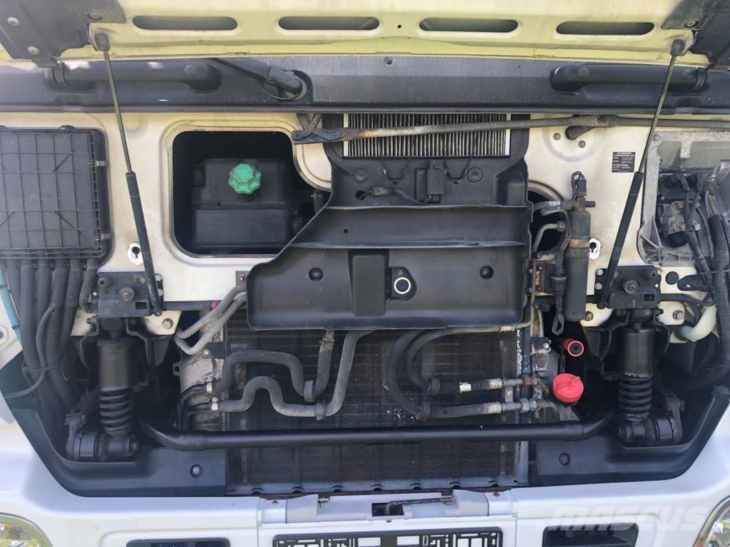 Mercedes-Benz Actros 1832 Фургони