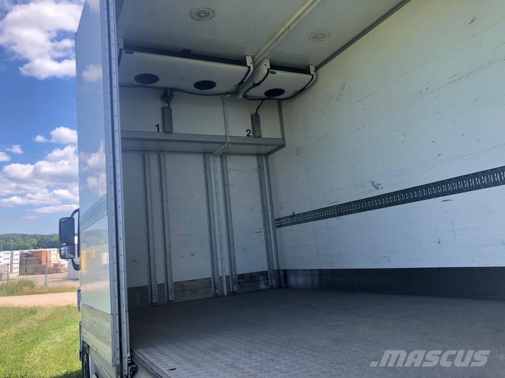 Mercedes-Benz Actros 1832 Фургони