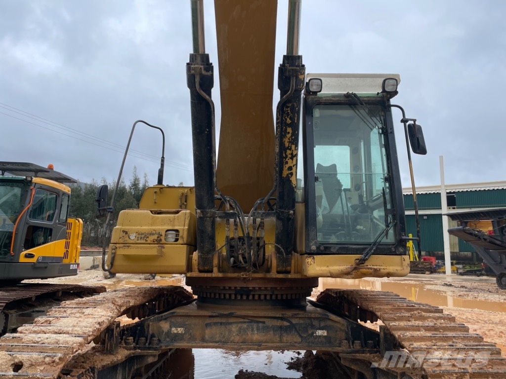 CAT 345 B L Rupsgraafmachines