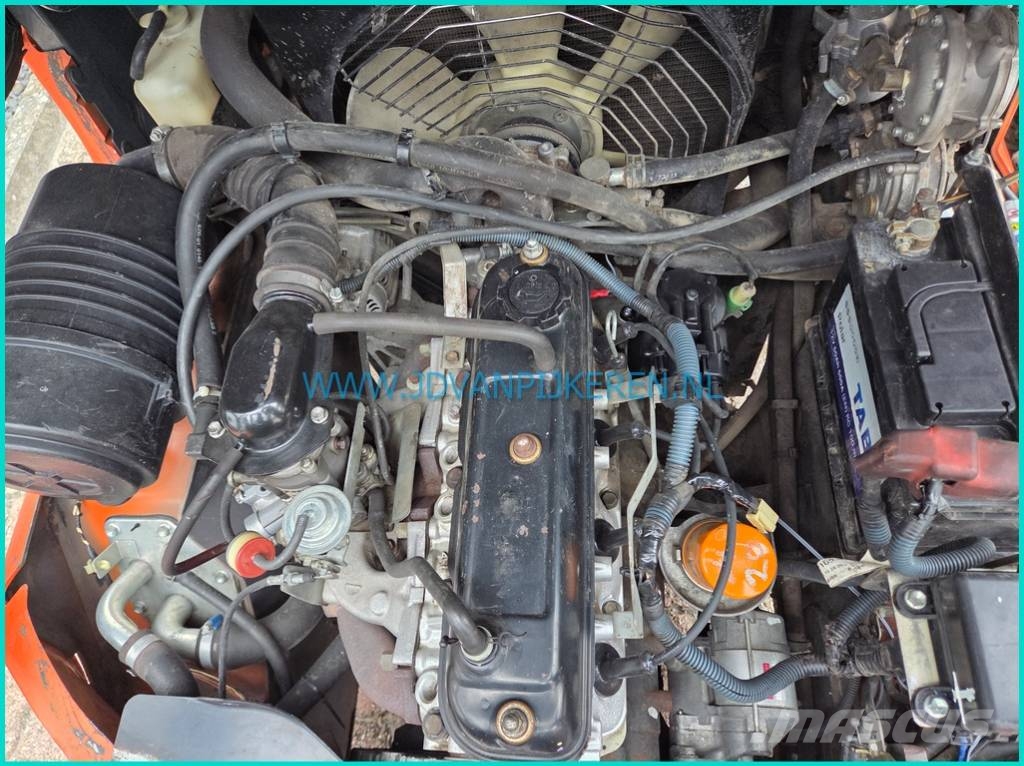 Toyota 02-7FGF30 2.16mhigh+triplex+sideshift+4xhydraulic Propan trucker