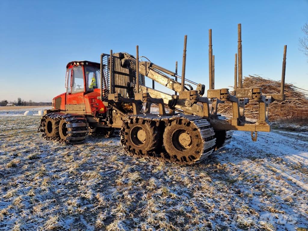 Komatsu 875 Transportadoras