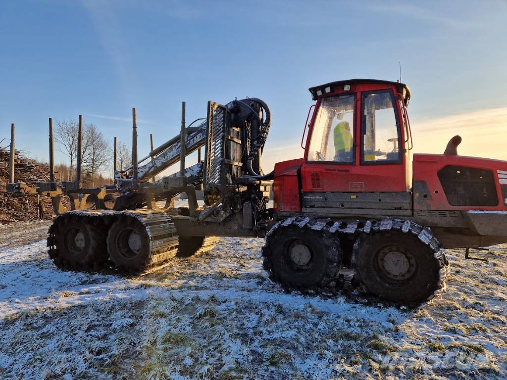Komatsu 875 Transportadoras