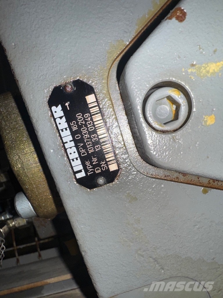 Liebherr A 904 C SIŁOWNIK PŁUGA Hydraulik