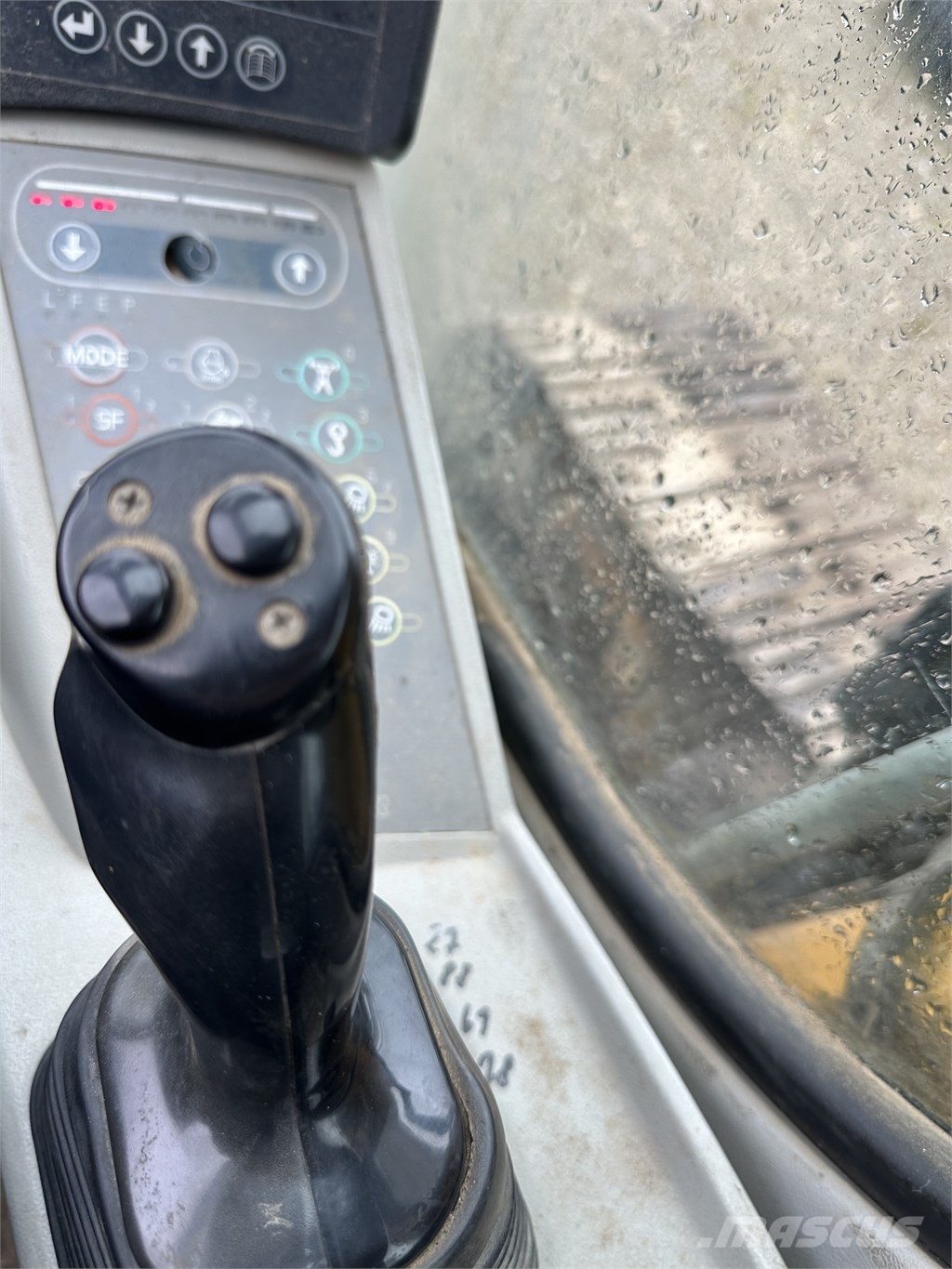 Liebherr 904 Εκσκαφείς με ερπύστριες