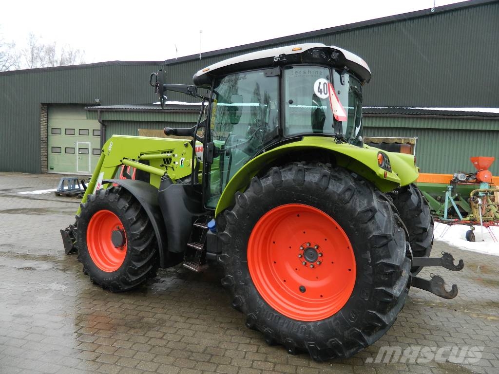 CLAAS Arion 440 Traktori