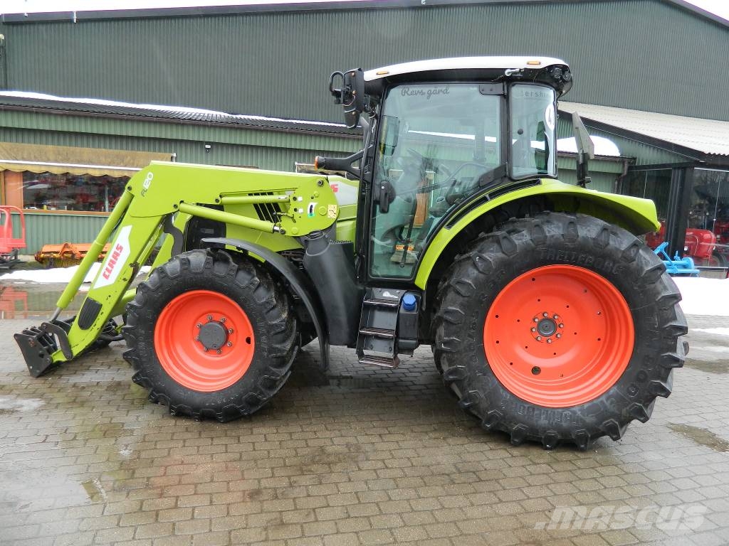 CLAAS Arion 440 Traktori