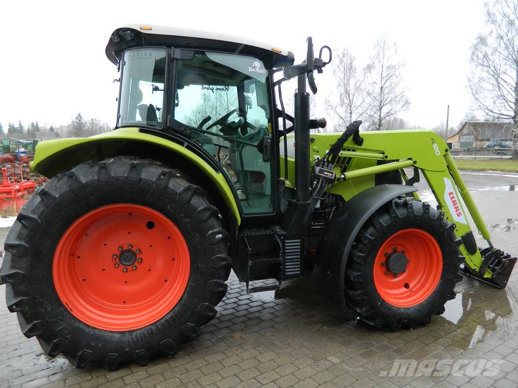 CLAAS Arion 440 Traktori