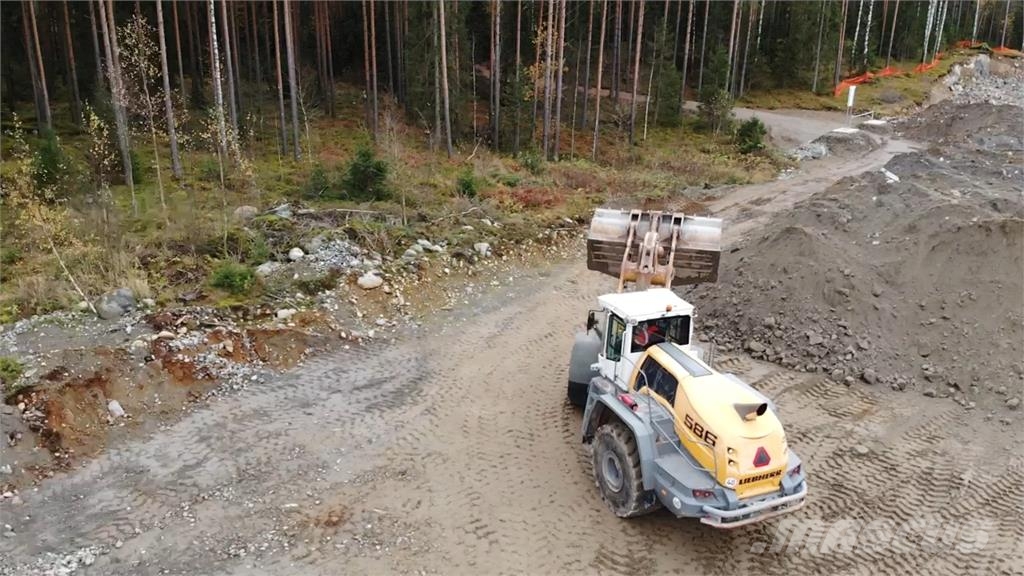Liebherr 586 Xpower Chargeuse sur pneus